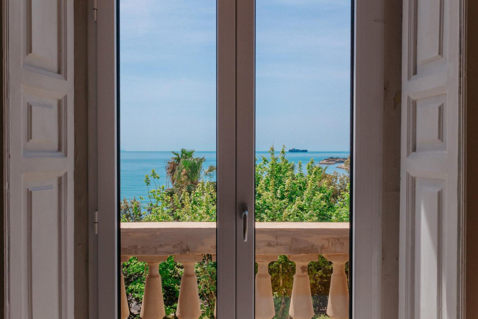 Blue Sea View Apartment Salerno Bagian luar foto