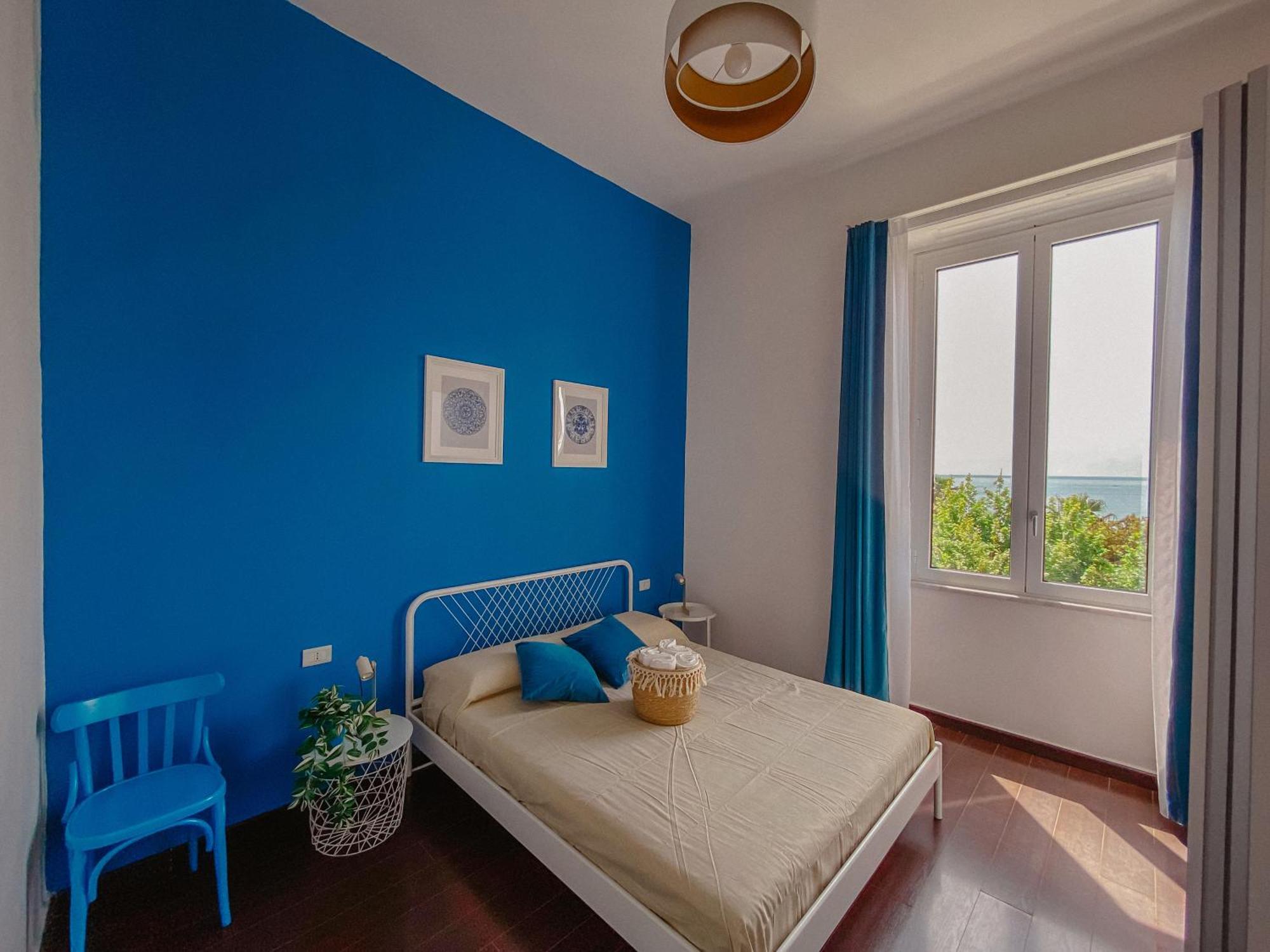 Blue Sea View Apartment Salerno Bagian luar foto
