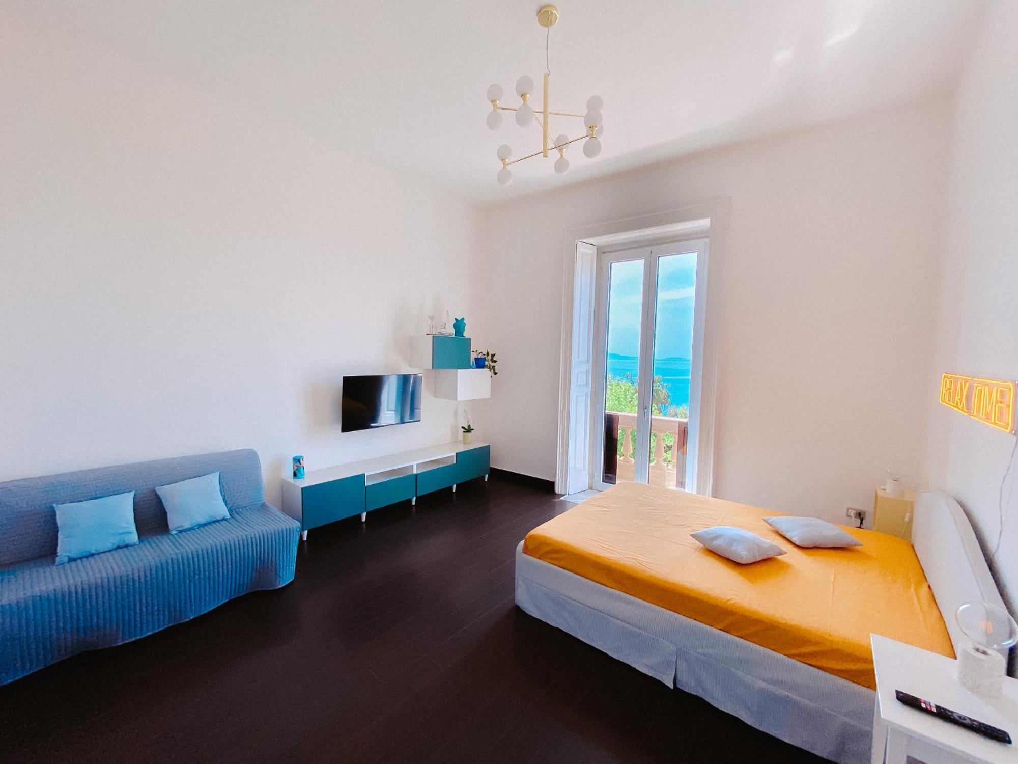 Blue Sea View Apartment Salerno Bagian luar foto